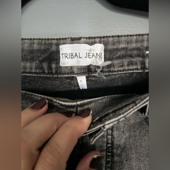 Tribal Gray Skinny Jeans with Distressed Look - Picture 7 of 9